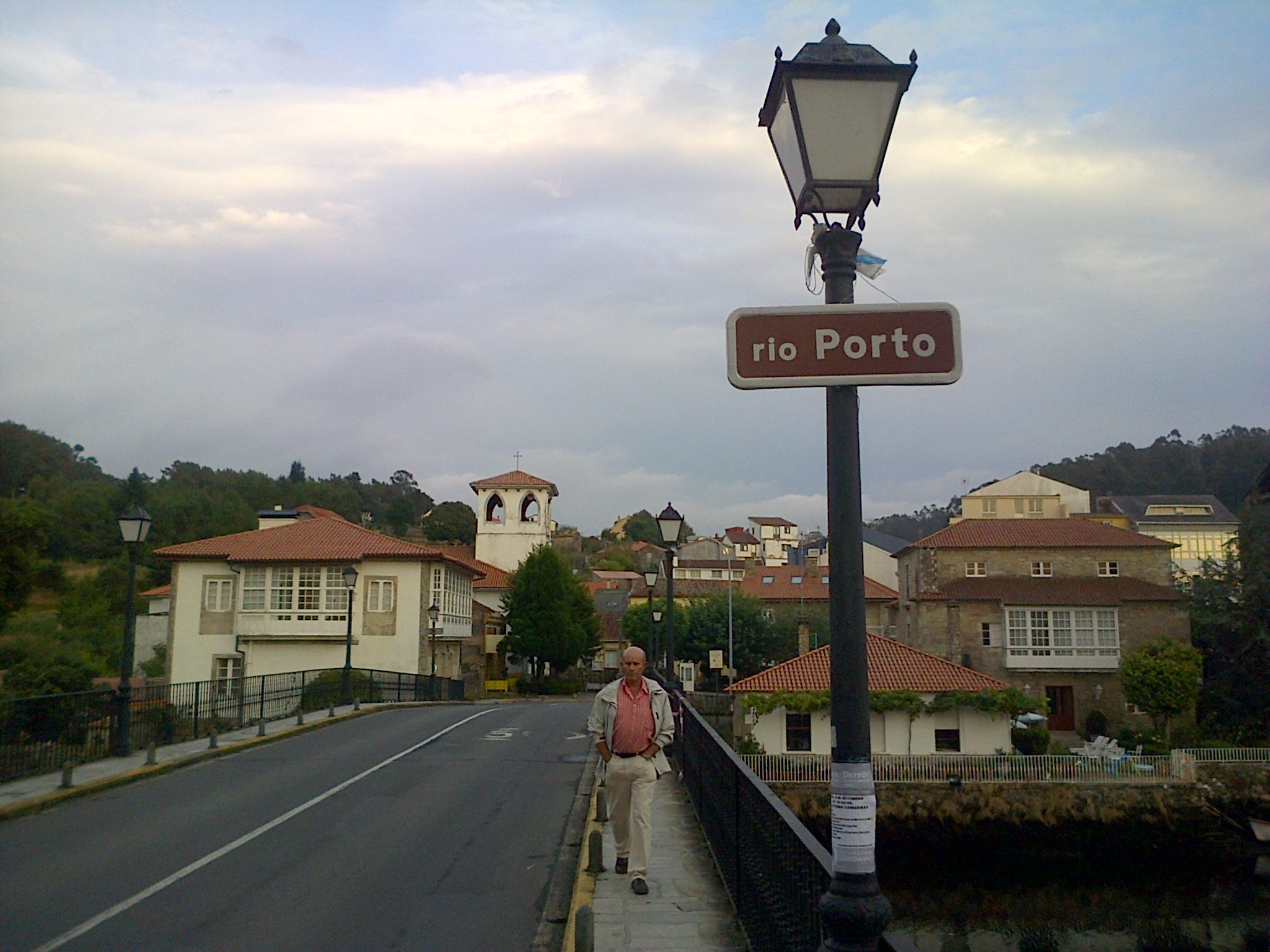 Letreiro sobre a Ponte do Porto. (M. Rial)