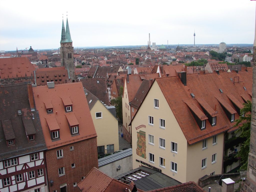 Vista de Núremberg, desde a muralla do NO. [XMLS]